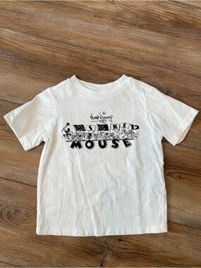 Disney White & Black Mickey Mouse Short Sleeve Shirt. Boys size xxs.